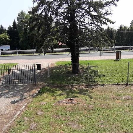Rosy Apartman Apartment Вонярквашеги Екстериор снимка